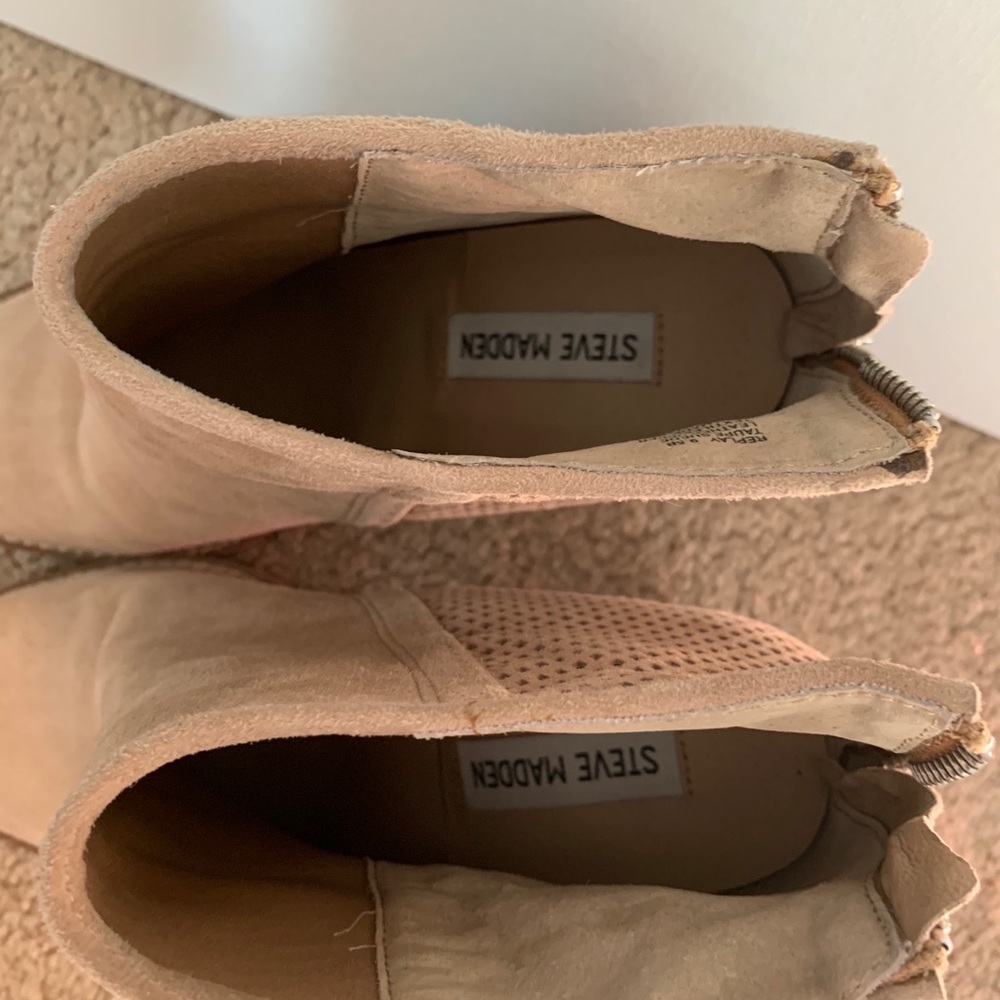 STEVE MADDEN BOOTS - Picture 5 of 6